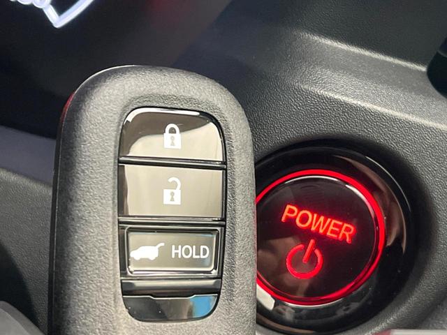 ヴェゼル ｅ：ＨＥＶ　Ｚ　登録済未使用車　Ｈｏｎｄａ　ＣＯＮＮＥＣＴディスプレイ　バックカメラ　ホンダセンシング　アダプティブクルーズ　ブラインドスポットインフォメーション　シートヒーター　電動リアゲート　ＬＥＤヘッド　ＥＴＣ（46枚目）