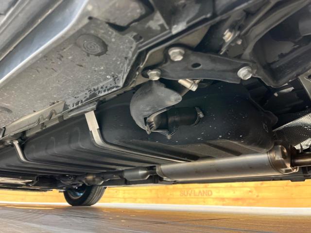 ヴォクシー Ｓ－Ｚ　禁煙車　メーカー純正８インチナビ　バックカメラ　フリップダウンモニター　プリクラッシュセーフティ　両側電動スライドドア　ＬＥＤヘッド　ＥＴＣ　ドラレコ　デュアルエアコン　正１７インチアルミ（21枚目）
