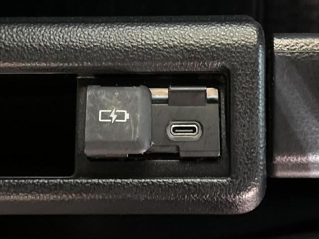 ヴォクシー Ｓ－Ｚ　禁煙車　メーカー純正８インチナビ　バックカメラ　フリップダウンモニター　プリクラッシュセーフティ　両側電動スライドドア　ＬＥＤヘッド　ＥＴＣ　ドラレコ　デュアルエアコン　正１７インチアルミ（57枚目）