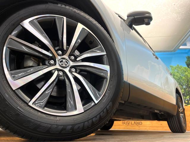 ハリアー Ｇ　禁煙車　メーカー純正１２．３インチナビ　バックカメラ　プリクラッシュセーフティ　レーダークルーズ　パワーバックドア　デジタルインナーミラー　ＬＥＤヘッド　ＥＴＣ　純正１８インチアルミ（13枚目）