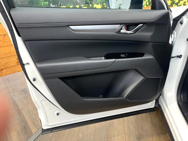 ＣＸ－８ ２５Ｓ　スマートエディション　禁煙車　メーカー純正８インチナビ　全周囲カメラ　スマートシティブレーキサポート　レーダークルーズ　ＬＥＤヘッド　ＥＴＣ　ドラレコ　クリアランスソナー　横滑り防止　純正１７インチアルミ（60枚目）