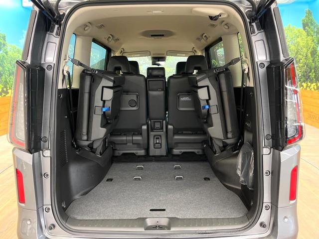 セレナ ｅ－パワー　ハイウェイスターＶ　９０周年記念車　両側電動ドア　全周囲カメラ　衝突被害軽減システム　ハーフレザーシート　コーナーセンサー　スマートキー　ＬＥＤヘッド　ＥＴＣ２．０　オートハイビーム　車線逸脱警報　オートライト　オートエアコン（11枚目）