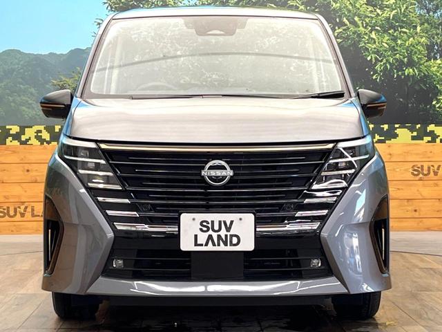 セレナ ｅ－パワー　ハイウェイスターＶ　９０周年記念車　両側電動ドア　全周囲カメラ　衝突被害軽減システム　ハーフレザーシート　コーナーセンサー　スマートキー　ＬＥＤヘッド　ＥＴＣ２．０　オートハイビーム　車線逸脱警報　オートライト　オートエアコン（15枚目）