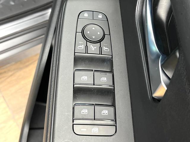 セレナ ｅ－パワー　ハイウェイスターＶ　９０周年記念車　両側電動ドア　全周囲カメラ　衝突被害軽減システム　ハーフレザーシート　コーナーセンサー　スマートキー　ＬＥＤヘッド　ＥＴＣ２．０　オートハイビーム　車線逸脱警報　オートライト　オートエアコン（49枚目）