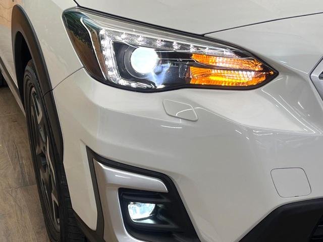 ＸＶ アドバンス　禁煙車　純正９インチナビ　バックカメラ　アイサイト　レーダークルーズ　パドルシフト　ＬＥＤヘッド＆フォグ　純正１８インチアルミ　ＥＴＣ　ドラレコ　４ＷＤ　クリアランスソナー（12枚目）