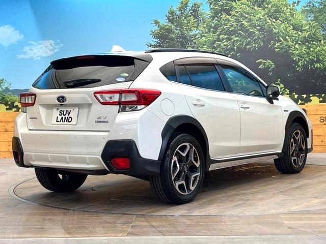 ＸＶ アドバンス　禁煙車　純正９インチナビ　バックカメラ　アイサイト　レーダークルーズ　パドルシフト　ＬＥＤヘッド＆フォグ　純正１８インチアルミ　ＥＴＣ　ドラレコ　４ＷＤ　クリアランスソナー（17枚目）
