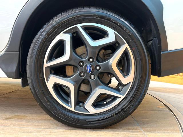 ＸＶ アドバンス　禁煙車　純正９インチナビ　バックカメラ　アイサイト　レーダークルーズ　パドルシフト　ＬＥＤヘッド＆フォグ　純正１８インチアルミ　ＥＴＣ　ドラレコ　４ＷＤ　クリアランスソナー（30枚目）