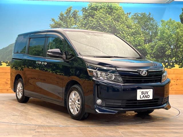 ヴォクシー Ｖ　禁煙車　純正ナビ　バックカメラ　フリップダウンモニター　クルーズコントロール　片側パワースライドドア　ＬＥＤヘッド　ＥＴＣ　オートマチックハイビーム　純正１５インチアルミ（26枚目）