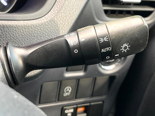 ヴォクシー Ｖ　禁煙車　純正ナビ　バックカメラ　フリップダウンモニター　クルーズコントロール　片側パワースライドドア　ＬＥＤヘッド　ＥＴＣ　オートマチックハイビーム　純正１５インチアルミ（46枚目）