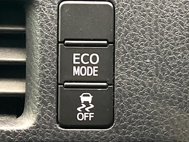 ヴォクシー Ｖ　禁煙車　純正ナビ　バックカメラ　フリップダウンモニター　クルーズコントロール　片側パワースライドドア　ＬＥＤヘッド　ＥＴＣ　オートマチックハイビーム　純正１５インチアルミ（47枚目）