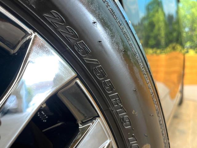 ヴェルファイアハイブリッド Ｚ　プレミア　禁煙車　メーカー純正１４インチナビ　１４インチフリップダウン　全周囲カメラ　プリクラッシュセーフティ　レーダークルーズ　両側電動スライドドア　ブラインドスポットモニター　純正１９インチアルミ（34枚目）