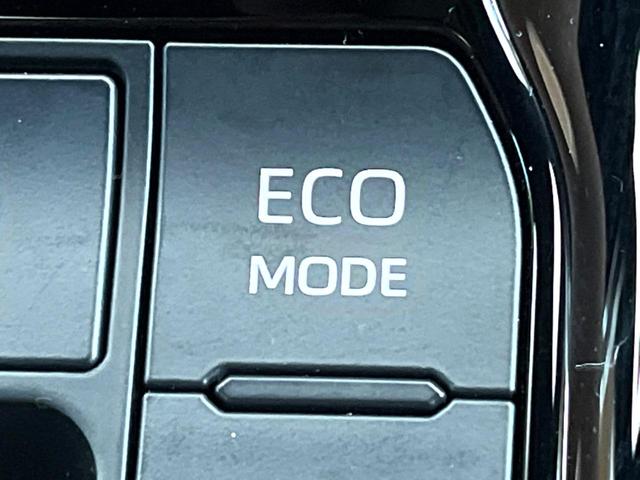 ヴェルファイアハイブリッド Ｚ　プレミア　禁煙車　メーカー純正１４インチナビ　１４インチフリップダウン　全周囲カメラ　プリクラッシュセーフティ　レーダークルーズ　両側電動スライドドア　ブラインドスポットモニター　純正１９インチアルミ（51枚目）