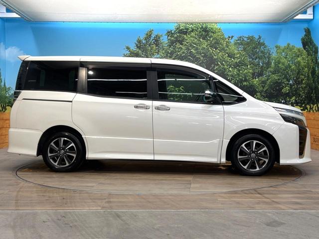 ヴォクシー ＺＳ　煌ＩＩＩ　禁煙車　１１インチナビ　バックカメラ　フリップダウンモニター　クルーズコントロール　両側電動スライドドア　プリクラッシュセーフティ　ＬＥＤヘッド　ＥＴＣ　ドラレコ　純正１６インチアルミ（25枚目）