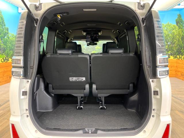 ヴォクシー ＺＳ　煌ＩＩＩ　禁煙車　１１インチナビ　バックカメラ　フリップダウンモニター　クルーズコントロール　両側電動スライドドア　プリクラッシュセーフティ　ＬＥＤヘッド　ＥＴＣ　ドラレコ　純正１６インチアルミ（65枚目）