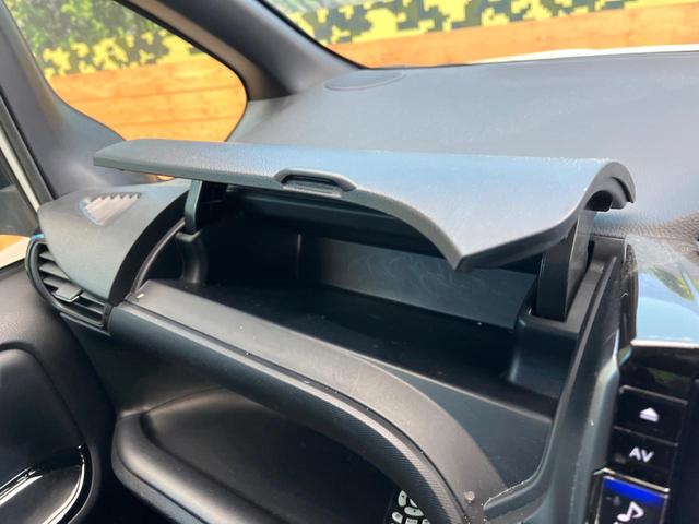ヴォクシー ＺＳ　煌ＩＩＩ　禁煙車　１１インチナビ　バックカメラ　フリップダウンモニター　クルーズコントロール　両側電動スライドドア　プリクラッシュセーフティ　ＬＥＤヘッド　ＥＴＣ　ドラレコ　純正１６インチアルミ（70枚目）