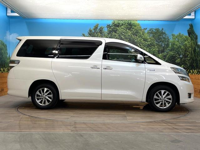 ヴェルファイアハイブリッド Ｘ　禁煙車　８インチナビ　４ＷＤ　バックカメラ　フリップダウンモニター　両側電動スライドドア　ＥＴＣ　クリアランスソナー　衝突安全ボディ　横滑り防止　オートライト　純正１６インチアルミ（25枚目）