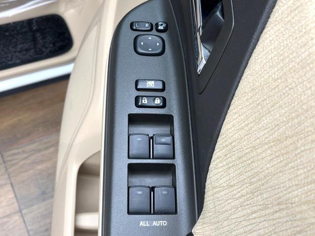 ヴェルファイアハイブリッド Ｘ　禁煙車　８インチナビ　４ＷＤ　バックカメラ　フリップダウンモニター　両側電動スライドドア　ＥＴＣ　クリアランスソナー　衝突安全ボディ　横滑り防止　オートライト　純正１６インチアルミ（67枚目）
