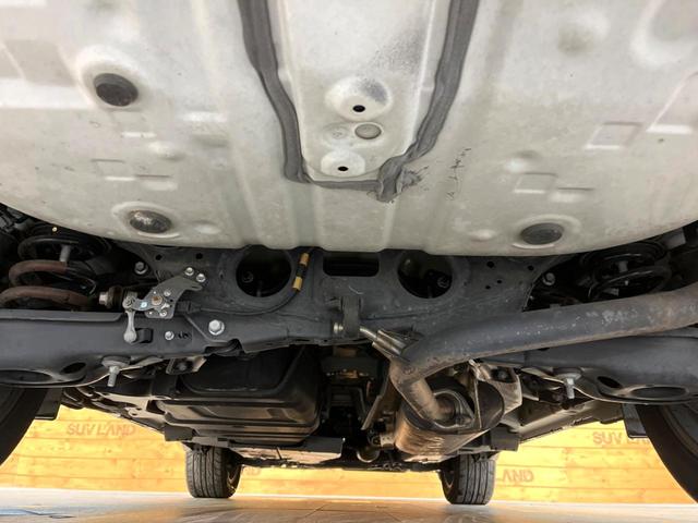 ハリアー プレミアム　禁煙車　純正８インチナビ　バックカメラ　プリクラッシュセーフティ　レーダークルーズ　パワーバックドア　ＬＥＤヘッド　ＥＴＣ　アイドリングストップ　オートマチックハイビーム　純正１８インチアルミ（19枚目）