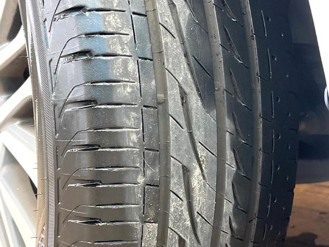 アルファード ２．５Ｓ　Ｃパッケージ　禁煙車　メーカー純正９．２インチナビ　サンルーフ　バックカメラ　フリップダウンモニター　両側電動スライドドア　クルーズコントロール　ＬＥＤヘッド　ＥＴＣ　オートライト　純１８インチアルミ（33枚目）