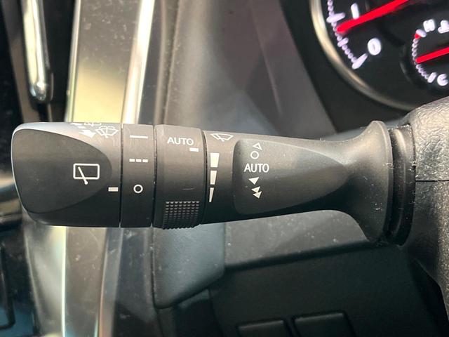 アルファード ２．５Ｓ　Ｃパッケージ　禁煙車　メーカー純正９．２インチナビ　サンルーフ　バックカメラ　フリップダウンモニター　両側電動スライドドア　クルーズコントロール　ＬＥＤヘッド　ＥＴＣ　オートライト　純１８インチアルミ（43枚目）