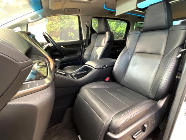 アルファード ２．５Ｓ　Ｃパッケージ　禁煙車　メーカー純正９．２インチナビ　サンルーフ　バックカメラ　フリップダウンモニター　両側電動スライドドア　クルーズコントロール　ＬＥＤヘッド　ＥＴＣ　オートライト　純１８インチアルミ（58枚目）