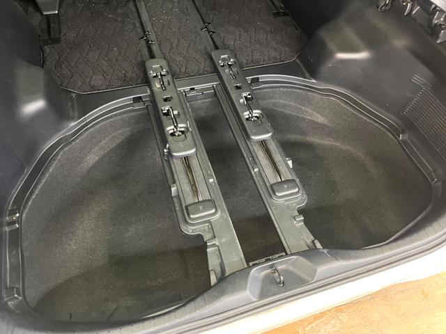 アルファード ２．５Ｓ　Ｃパッケージ　禁煙車　メーカー純正９．２インチナビ　サンルーフ　バックカメラ　フリップダウンモニター　両側電動スライドドア　クルーズコントロール　ＬＥＤヘッド　ＥＴＣ　オートライト　純１８インチアルミ（67枚目）