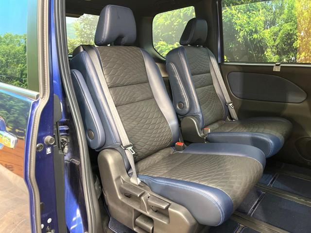 セレナ ｅ－パワー　オーテック　セーフティパッケージ　禁煙車　メーカー純正９インチナビ　全周囲カメラ　フリップダウンモニター　純正フルエアロ　両側電動スライドドア　エマージェンシーブレーキ　ブラインドスポットモニター　ＡＵＴＥＣＨ１６インチアルミ（9枚目）