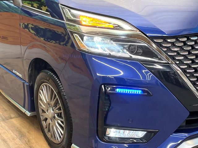 セレナ ｅ－パワー　オーテック　セーフティパッケージ　禁煙車　メーカー純正９インチナビ　全周囲カメラ　フリップダウンモニター　純正フルエアロ　両側電動スライドドア　エマージェンシーブレーキ　ブラインドスポットモニター　ＡＵＴＥＣＨ１６インチアルミ（14枚目）