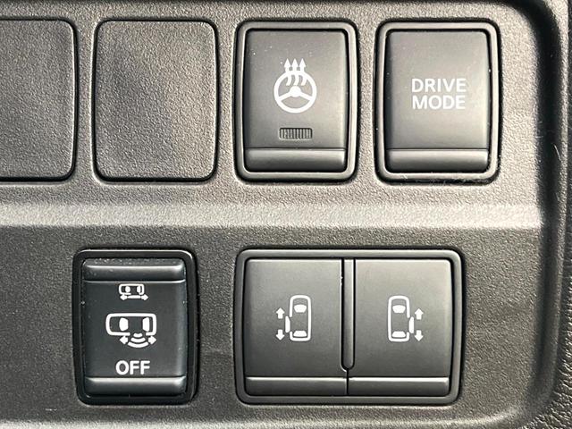セレナ ｅ－パワー　オーテック　セーフティパッケージ　禁煙車　メーカー純正９インチナビ　全周囲カメラ　フリップダウンモニター　純正フルエアロ　両側電動スライドドア　エマージェンシーブレーキ　ブラインドスポットモニター　ＡＵＴＥＣＨ１６インチアルミ（55枚目）