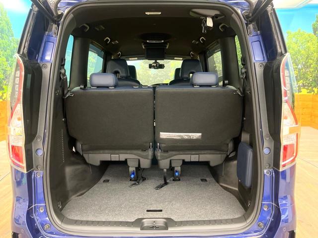 セレナ ｅ－パワー　オーテック　セーフティパッケージ　禁煙車　メーカー純正９インチナビ　全周囲カメラ　フリップダウンモニター　純正フルエアロ　両側電動スライドドア　エマージェンシーブレーキ　ブラインドスポットモニター　ＡＵＴＥＣＨ１６インチアルミ（70枚目）