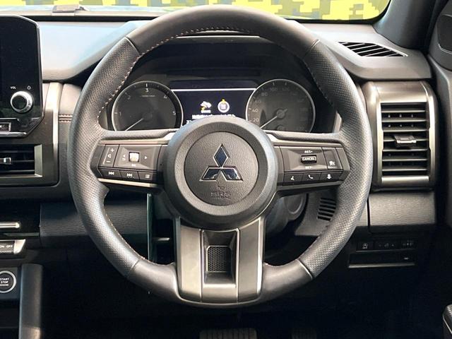 トライトン GSR 禁煙車 メーカー純正9インチナビ 4WD 全周囲カメラ e-Assist レーダークルーズ ブラインドスポットモニター シートヒーター LEDヘッド ETC スマートキー 純正18インチアルミ(11枚目)