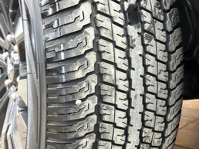 トライトン GSR 禁煙車 メーカー純正9インチナビ 4WD 全周囲カメラ e-Assist レーダークルーズ ブラインドスポットモニター シートヒーター LEDヘッド ETC スマートキー 純正18インチアルミ(31枚目)
