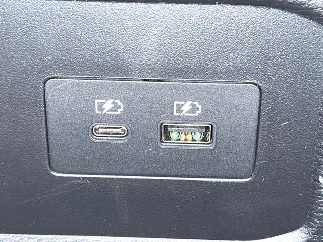 トライトン GSR 禁煙車 メーカー純正9インチナビ 4WD 全周囲カメラ e-Assist レーダークルーズ ブラインドスポットモニター シートヒーター LEDヘッド ETC スマートキー 純正18インチアルミ(53枚目)