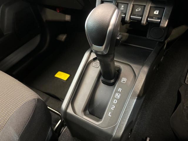 ジムニー XC 禁煙車 4WD セーフティサポート クルーズコントロール シートヒーター LEDヘッド ETC スマートキー オートマチックハイビーム アイドリングストップ 横滑り防止 純正16インチアルミ(56枚目)