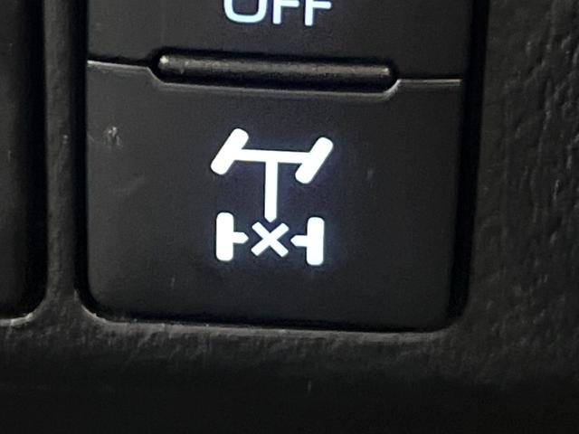 ハイラックス Z 4WD 衝突被害軽減システム レーダークルーズ 禁煙車 コーナーセンサー スマートキー LEDヘッド ビルトインETC 車線逸脱警報 オートライト デュアルエアコン 純正17インチアルミ(6枚目)