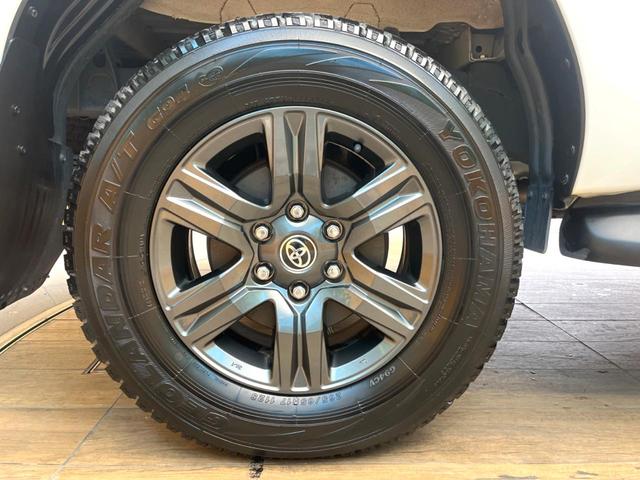 ハイラックス Z 4WD 衝突被害軽減システム レーダークルーズ 禁煙車 コーナーセンサー スマートキー LEDヘッド ビルトインETC 車線逸脱警報 オートライト デュアルエアコン 純正17インチアルミ(29枚目)