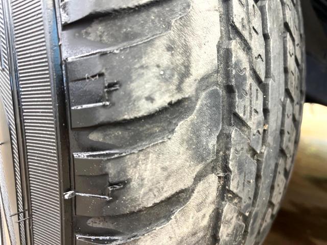 ハイラックス Z 4WD 衝突被害軽減システム レーダークルーズ 禁煙車 コーナーセンサー スマートキー LEDヘッド ビルトインETC 車線逸脱警報 オートライト デュアルエアコン 純正17インチアルミ(31枚目)