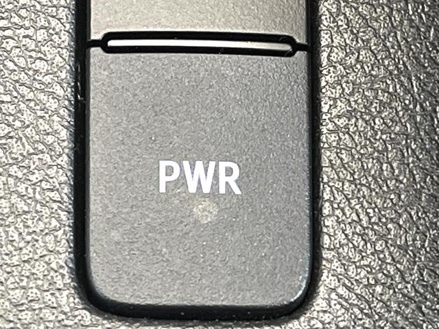 ハイラックス Z 4WD 衝突被害軽減システム レーダークルーズ 禁煙車 コーナーセンサー スマートキー LEDヘッド ビルトインETC 車線逸脱警報 オートライト デュアルエアコン 純正17インチアルミ(42枚目)