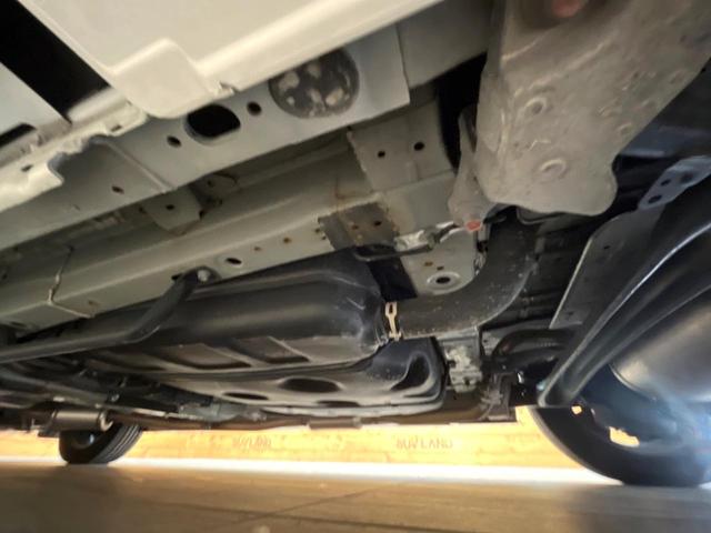 ステップワゴンスパーダ e:HEVスパーダ G・EX ホンダセンシング 両側電動ドア 後席モニター 全周囲カメラ 衝突被害軽減システム レーダークルーズ 禁煙車 ハーフレザーシート スマートキー LEDヘッド ETC2.0 車線逸脱警報 オートライト デュアルエアコン(20枚目)