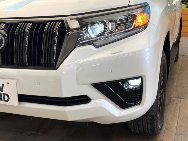 ランドクルーザープラド TX Lパッケージ 70thアニバーサリーリミテッド 4WD サンルーフ 全周囲カメラ 衝突被害軽減システム レーダークルーズ 禁煙車 電動リアゲート レザーシート 前席シートエアコン ドラレコ コーナーセンサー スマートキー LEDヘッド(13枚目)