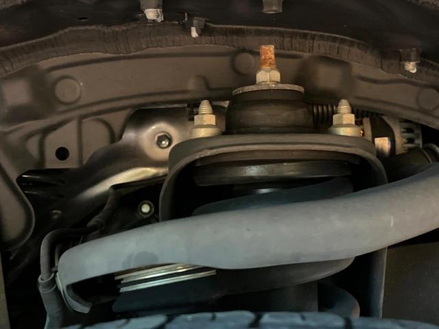 ランドクルーザープラド TX Lパッケージ 70thアニバーサリーリミテッド 4WD サンルーフ 全周囲カメラ 衝突被害軽減システム レーダークルーズ 禁煙車 電動リアゲート レザーシート 前席シートエアコン ドラレコ コーナーセンサー スマートキー LEDヘッド(20枚目)