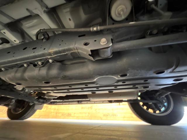 ランドクルーザープラド TX Lパッケージ 70thアニバーサリーリミテッド 4WD サンルーフ 全周囲カメラ 衝突被害軽減システム レーダークルーズ 禁煙車 電動リアゲート レザーシート 前席シートエアコン ドラレコ コーナーセンサー スマートキー LEDヘッド(21枚目)