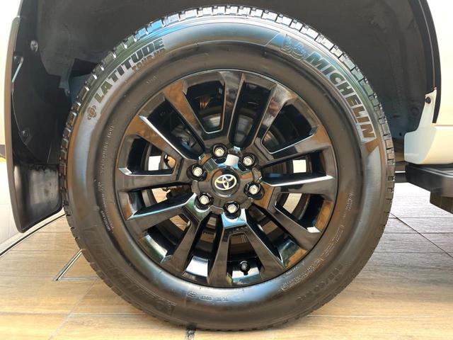 ランドクルーザープラド TX Lパッケージ 70thアニバーサリーリミテッド 4WD サンルーフ 全周囲カメラ 衝突被害軽減システム レーダークルーズ 禁煙車 電動リアゲート レザーシート 前席シートエアコン ドラレコ コーナーセンサー スマートキー LEDヘッド(30枚目)