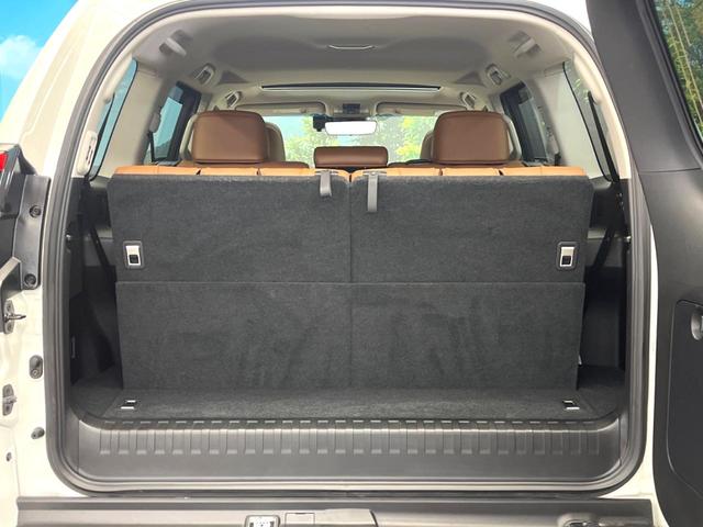 ランドクルーザープラド TX Lパッケージ 70thアニバーサリーリミテッド 4WD サンルーフ 全周囲カメラ 衝突被害軽減システム レーダークルーズ 禁煙車 電動リアゲート レザーシート 前席シートエアコン ドラレコ コーナーセンサー スマートキー LEDヘッド(67枚目)