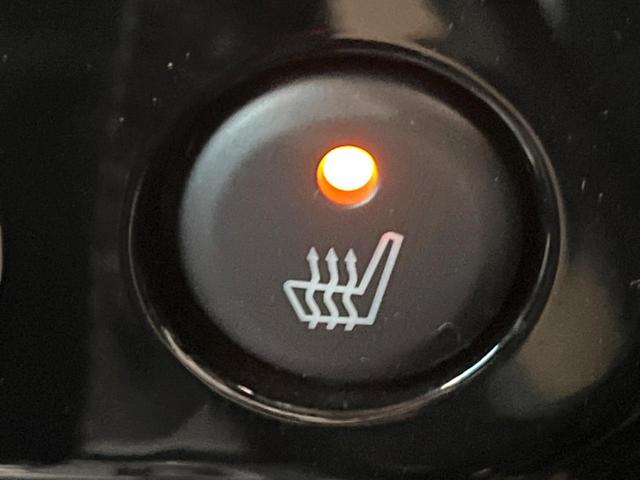 ジムニーシエラ ランドベンチャー 4WD 禁煙車 ハーフレザーシート シートヒーター ETC 純正15インチアルミホイール 横滑り防止 電動格納ミラー(4枚目)