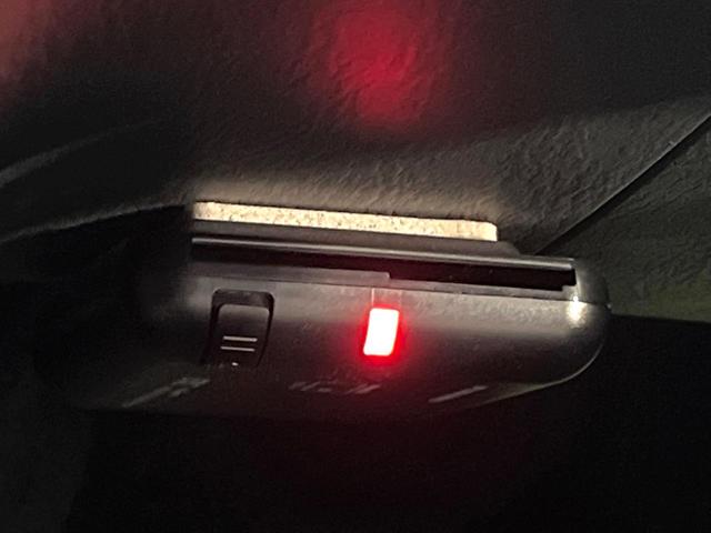 ジムニーシエラ ランドベンチャー 4WD 禁煙車 ハーフレザーシート シートヒーター ETC 純正15インチアルミホイール 横滑り防止 電動格納ミラー(7枚目)