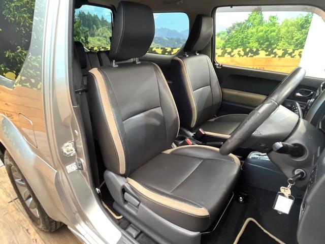 ジムニーシエラ ランドベンチャー 4WD 禁煙車 ハーフレザーシート シートヒーター ETC 純正15インチアルミホイール 横滑り防止 電動格納ミラー(8枚目)