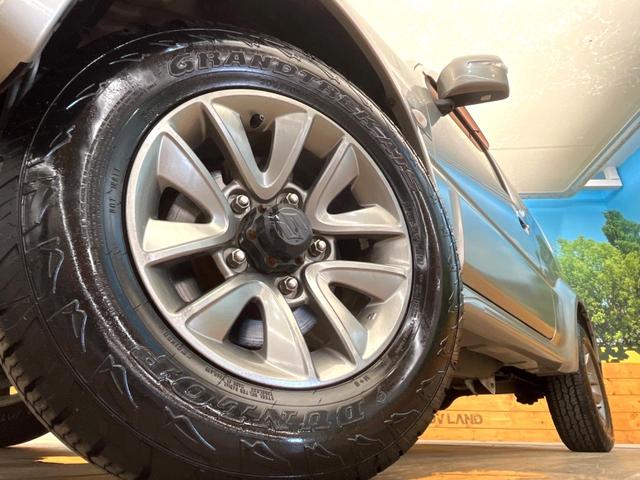 ジムニーシエラ ランドベンチャー 4WD 禁煙車 ハーフレザーシート シートヒーター ETC 純正15インチアルミホイール 横滑り防止 電動格納ミラー(13枚目)