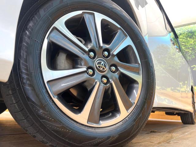 ノア Ｓｉ　ダブルバイビー　両側電動ドア　純正ＳＤナビ　後席モニター　バックカメラ　衝突被害軽減システム　禁煙車　ハーフレザーシート　スマートキー　ＬＥＤヘッド　ＥＴＣ２．０　クルコン　オートハイビーム　車線逸脱警報（14枚目）