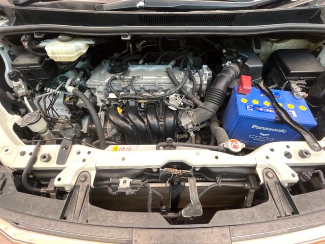 ノア Ｓｉ　ダブルバイビー　両側電動ドア　純正ＳＤナビ　後席モニター　バックカメラ　衝突被害軽減システム　禁煙車　ハーフレザーシート　スマートキー　ＬＥＤヘッド　ＥＴＣ２．０　クルコン　オートハイビーム　車線逸脱警報（17枚目）